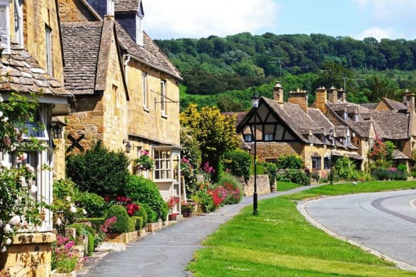 Cotswolds houses