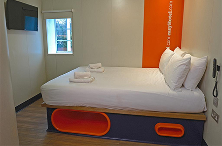 easyHotel with parking at Heathrow Airport
