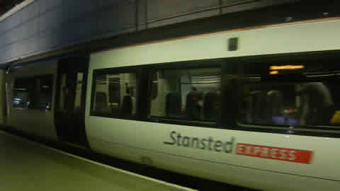 Tren Stansted Express
