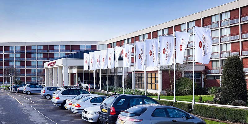 Crowne Plaza Hotel Heathrow Airport