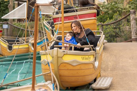 chessington family boat