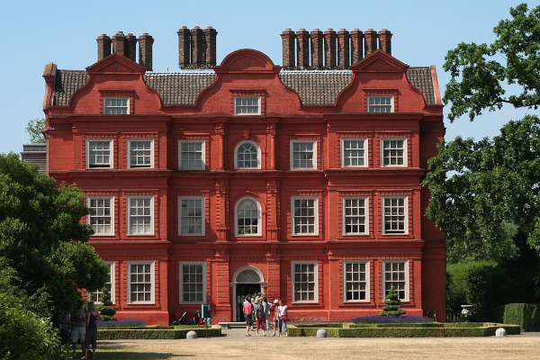 kew palace in kew gardens