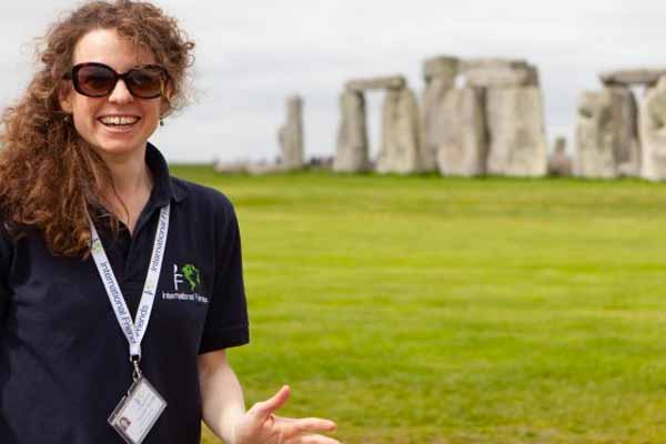 cruise day tour to Stonehenge