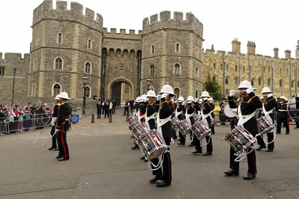 Changing of the guard at Windsor Castle