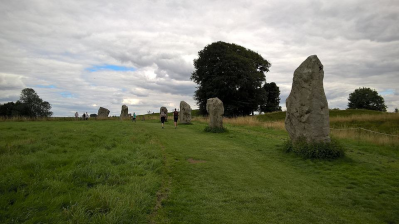 Avebury avenue henge