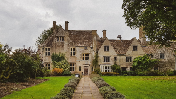 Avebury Manor House