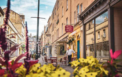 Bath street, cafe