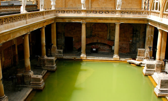 The Roman Baths - Windsor, Bath & Stonehenge tour from London