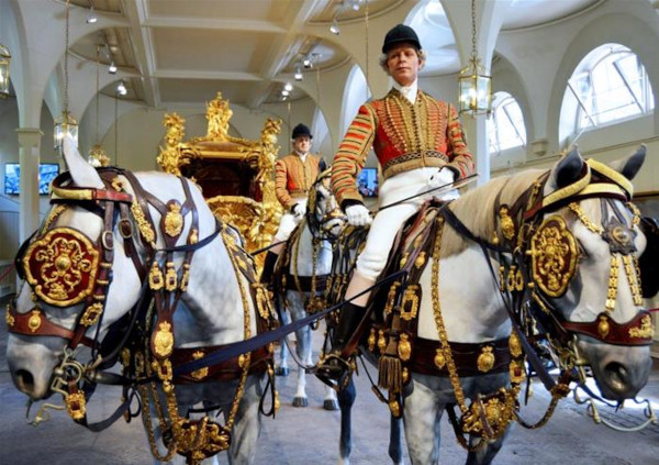 Buckingham Palace - Royal Mews, London