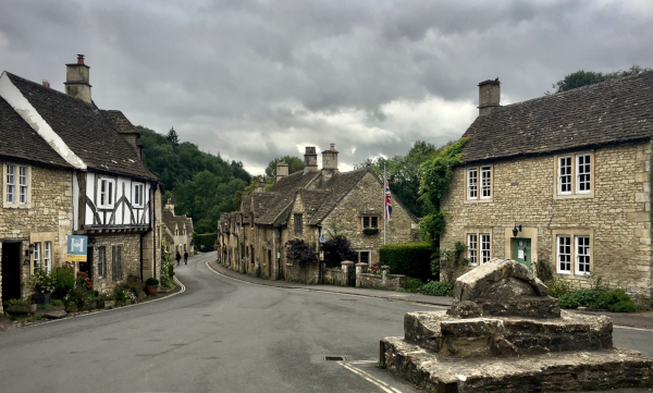 castle combe