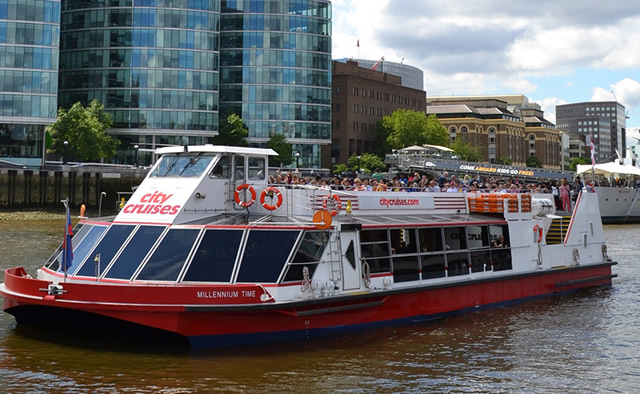 City Cruises leisure cruise with Tootbus hop on bus tour London