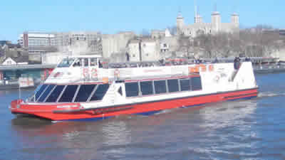 Thames river cruise boat
