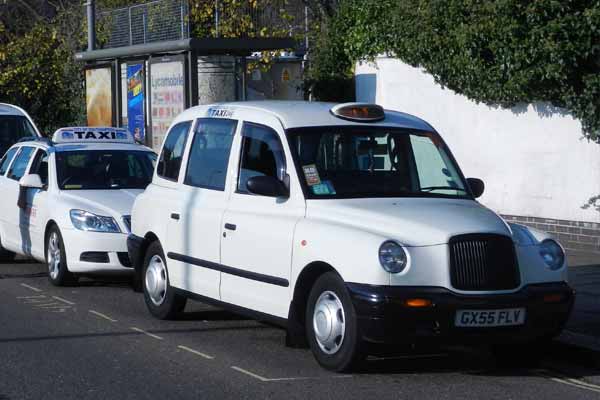 Local Southampton taxi cabs outside Southampton Central station