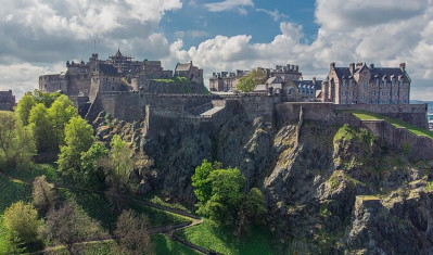 edinburgh castle