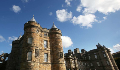 holyrood palace edinburgh