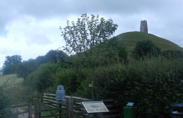 Glastonbury Tor National Trust sign
