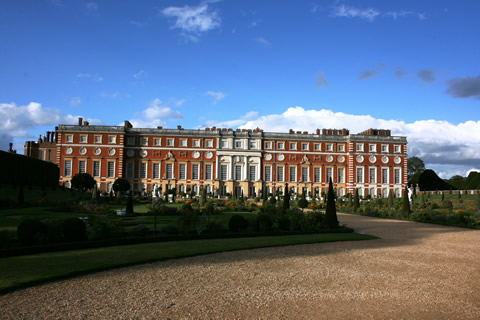 Hampton Court Palace with London Pass