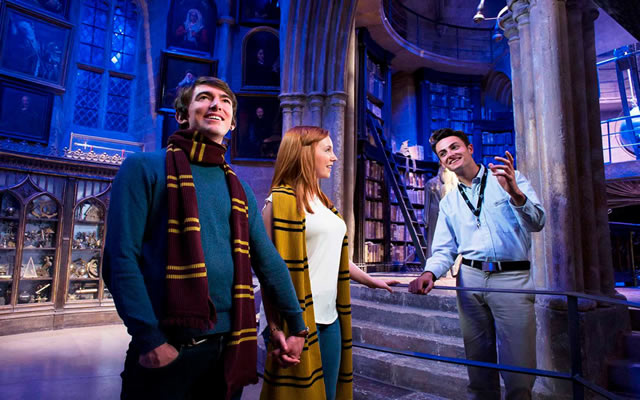 Warner Bros. Studio Tour London - The Making of Harry Potter Evan Evans