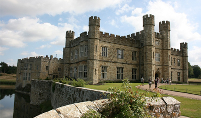 Transfer cruise tour from Southampton to London, visiting Leeds Castle
