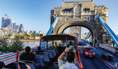 Red Routemaster bus tours London
