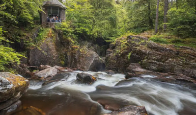 whisky and waterfalls tour