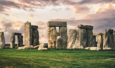 Stonehenge cruise transfer