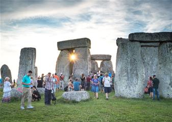 Special Access Stonehenge Golden Tours