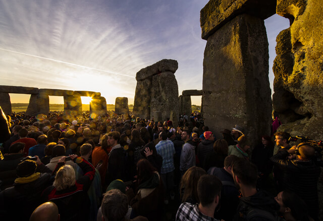 stonehnge special access summer solstice day tour from london