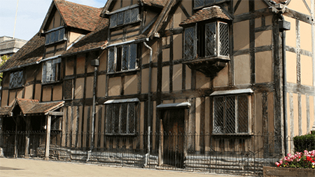 Shakespeare's Birthplace day tour from London with Stonehenge and Bath