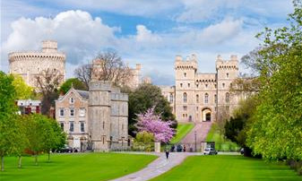 Windsor Castle on tour with Stonehenge and Oxford