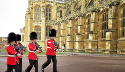 Windsor St Geoge's Chapel Guards