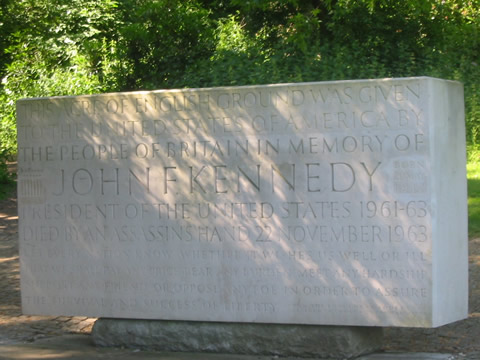 JFK Memorial Runnymede