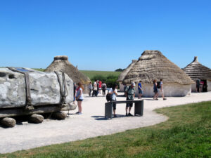 stonehenge-visitor-centre -01