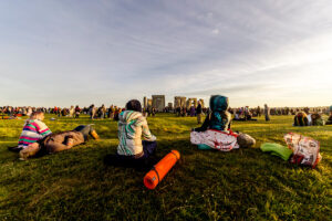 stonehenge summer solstice sunrise