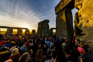 stonehenge summer solstice sunrise