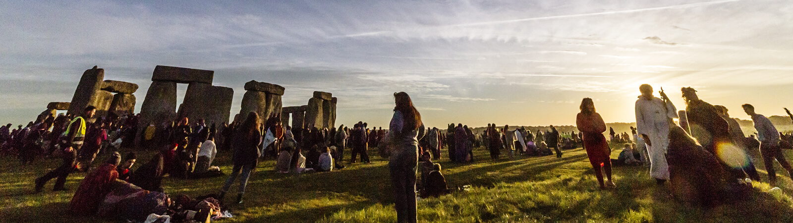 stonehenge summer solstice sunrise