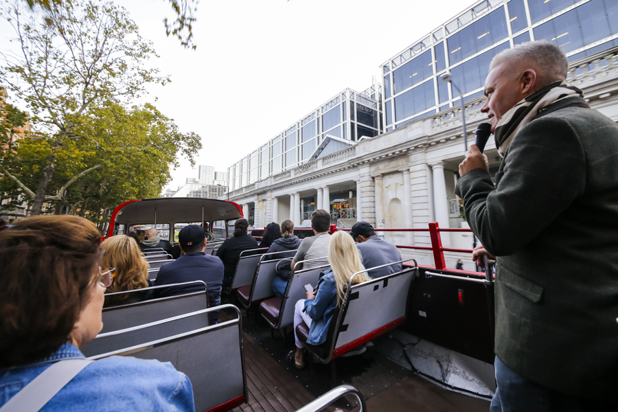 vintage bus tour london