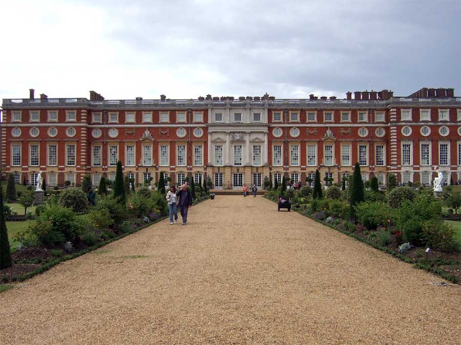 Hampton Court, visit the palace and enjoy the Thames. 