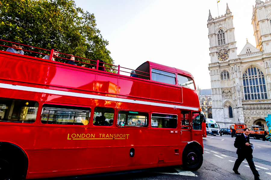 London vintage red bus tour is a nostalgic option giving you a tour of the iconic London locations