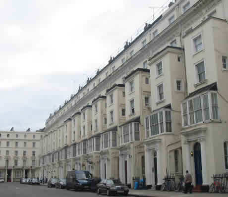 Princes Square 
Típico hotel barato en Bayswater