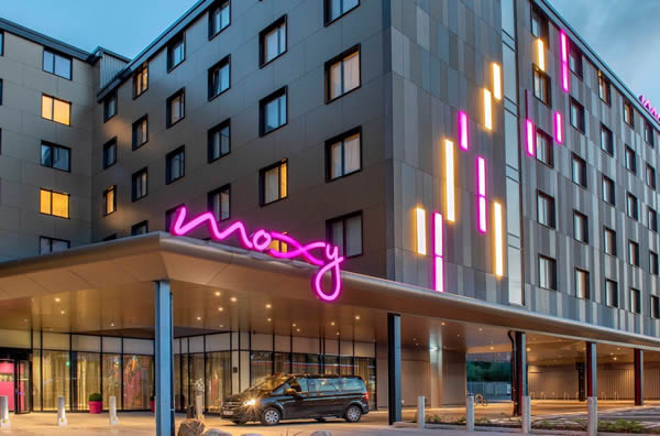 Moxy London Heathrow Airport