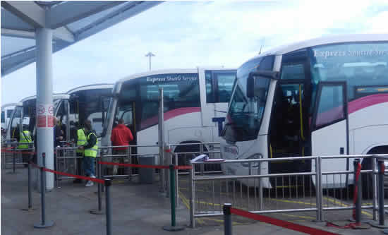 7 Stansted Airport to London bus & train options compared