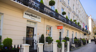 easy Hotel Victoria, London