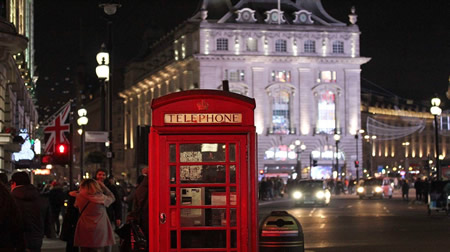 The bright lights of the West End as a hotel district