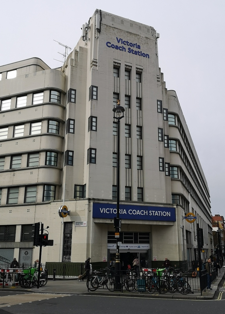 Victoria coach station London