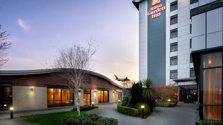 External view of Hilton Garden Inn