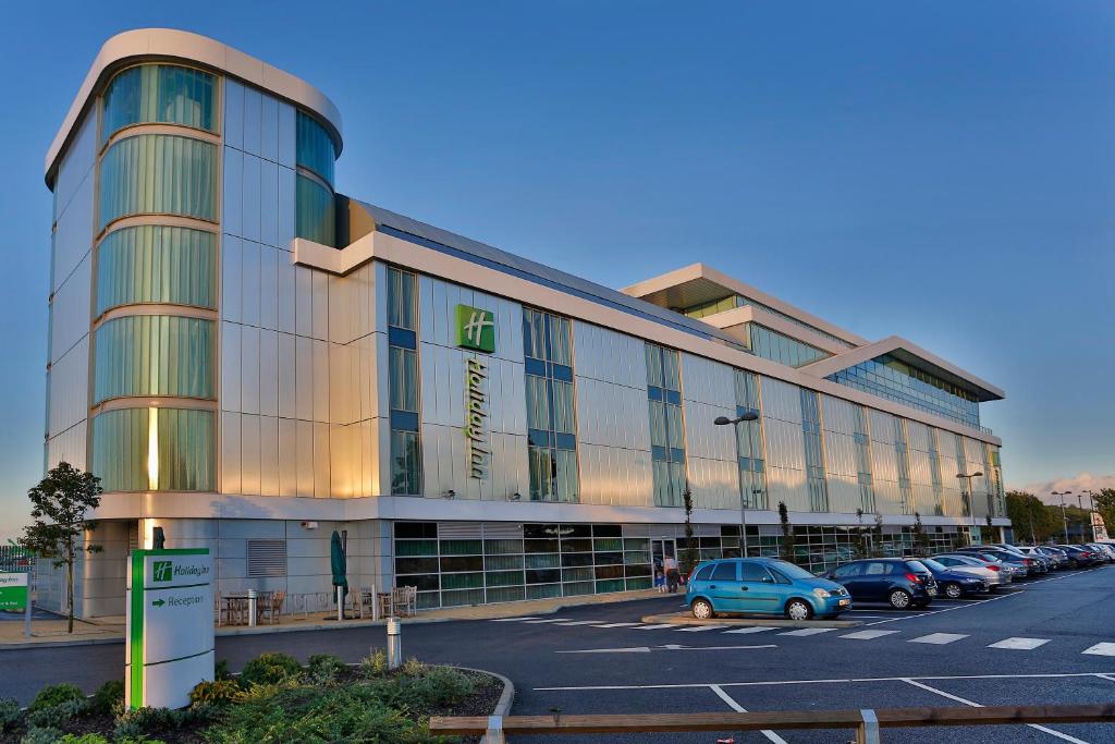External view of the Holiday Inn at London Southend Airport